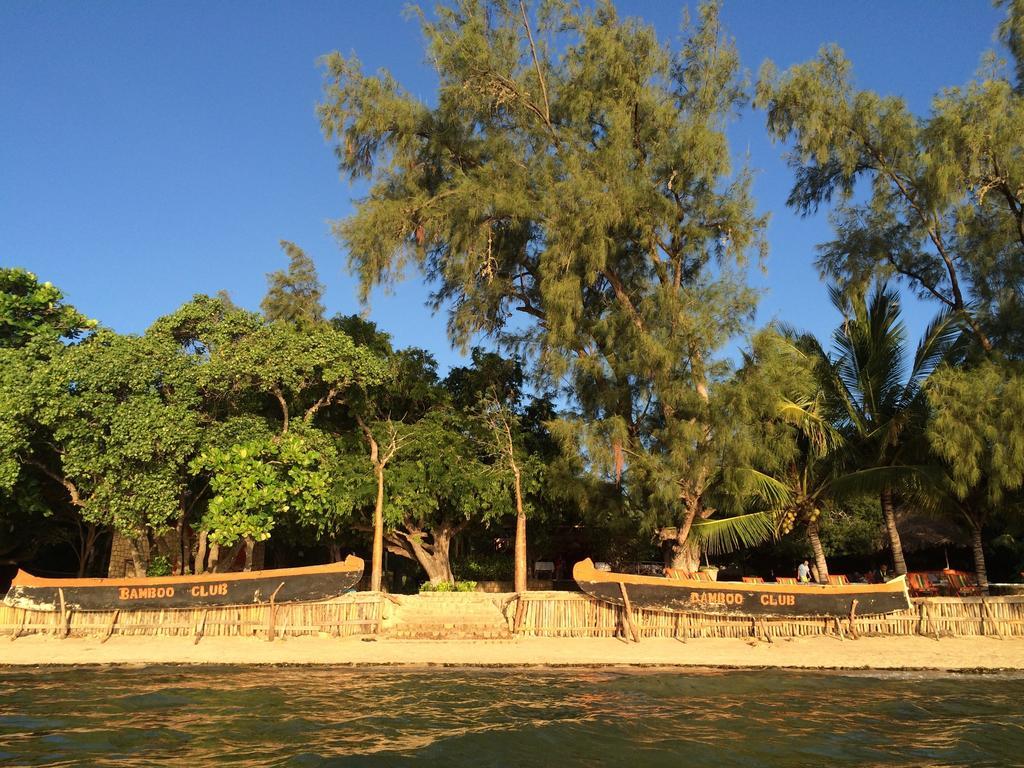 Bamboo Club Ifaty Hotel Exterior photo